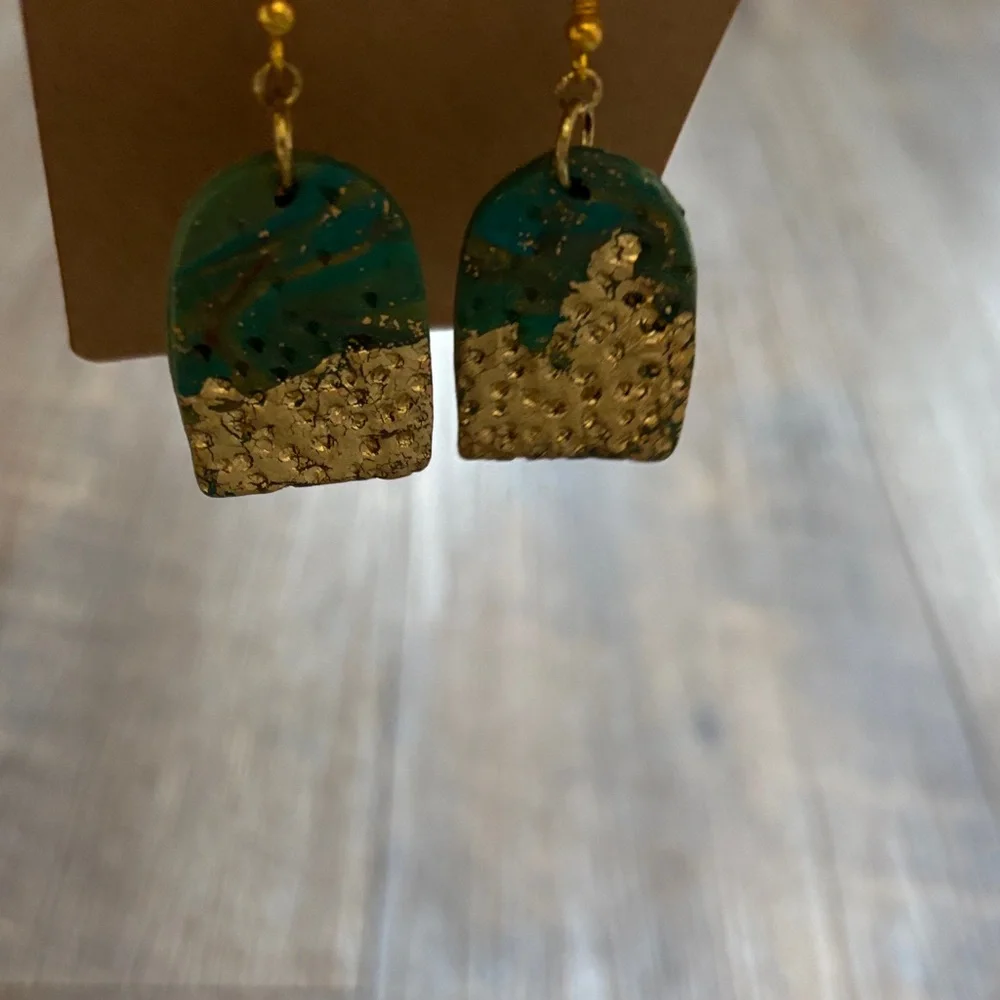 Green and Gold Dangle Polymer Clay Earrings - Picture 5 of 6